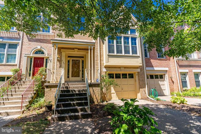 2162 KINGS GARDEN WAY, Falls Church, VA 22043