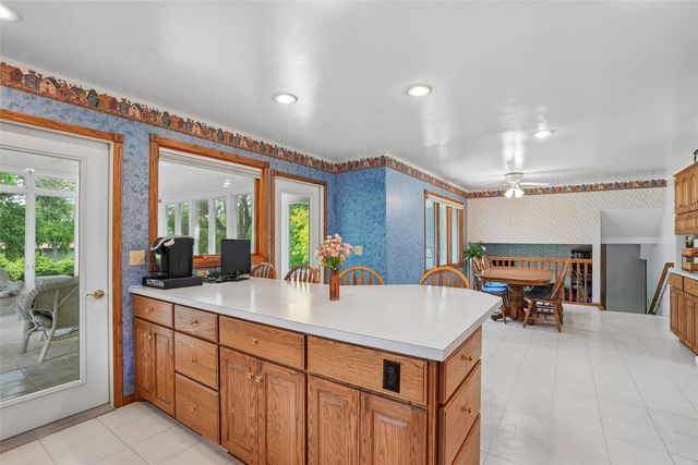 1124 15th Street, West Des Moines, IA 50265