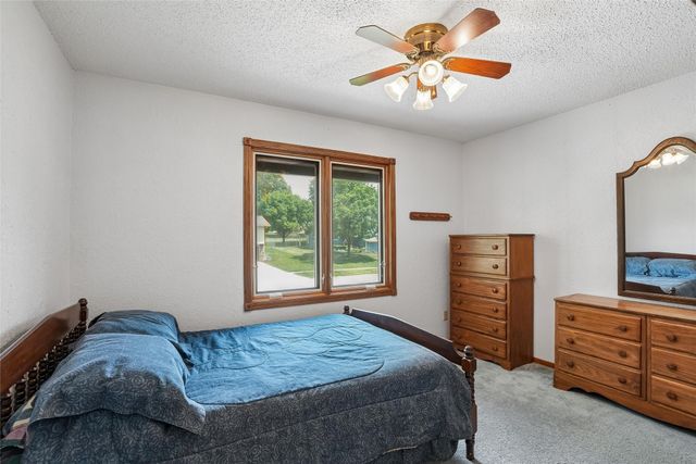 1124 15th Street, West Des Moines, IA 50265