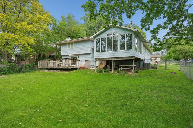 1124 15th Street, West Des Moines, IA 50265