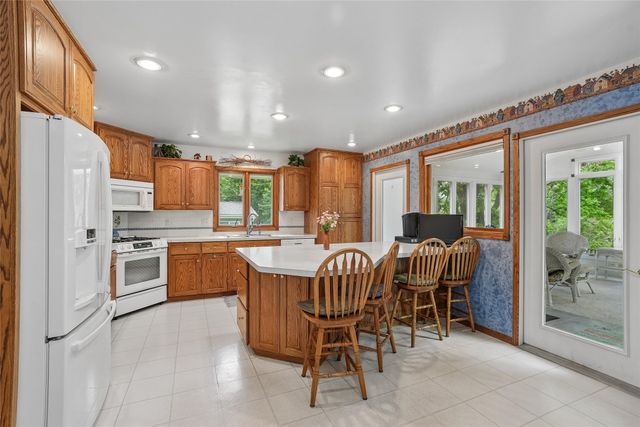 1124 15th Street, West Des Moines, IA 50265