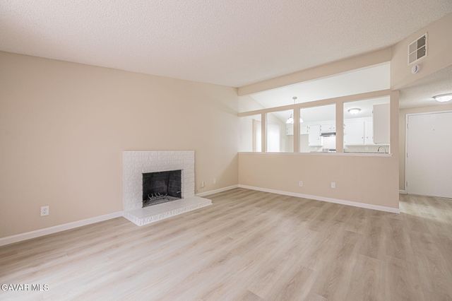 44256 Gingham Avenue, Lancaster, CA 93535