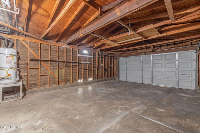 44256 Gingham Avenue, Lancaster, CA 93535