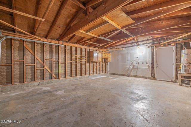 44256 Gingham Avenue, Lancaster, CA 93535