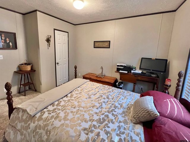 285 CR 2262, Mineola, TX 75773