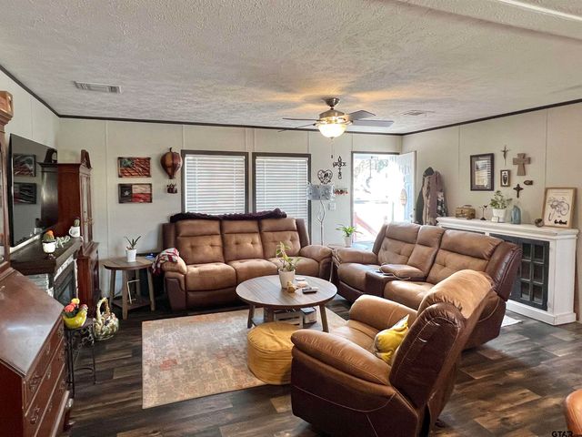 285 CR 2262, Mineola, TX 75773