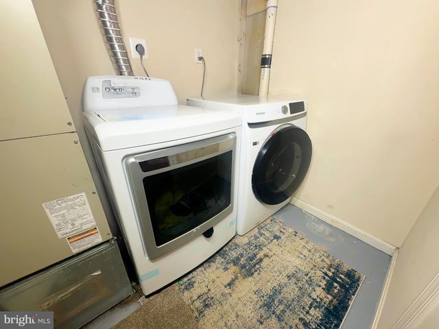 2204 HOLLY OAK CT, Waldorf, MD 20601