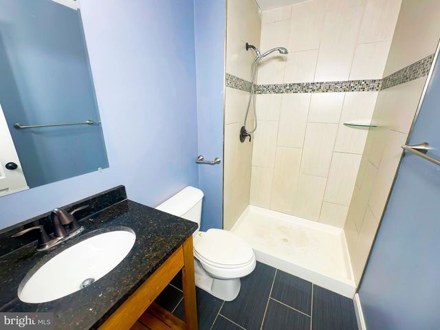 2204 HOLLY OAK CT, Waldorf, MD 20601