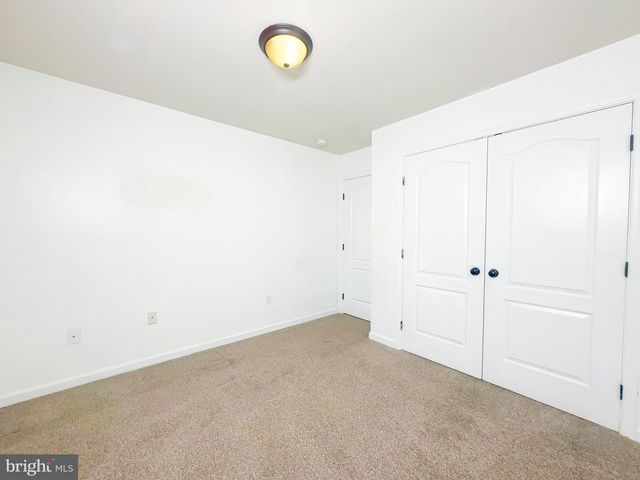 2204 HOLLY OAK CT, Waldorf, MD 20601