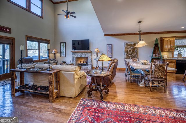 43 Seasons View Court, Clarkesville, GA 30523