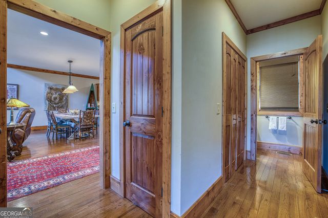 43 Seasons View Court, Clarkesville, GA 30523