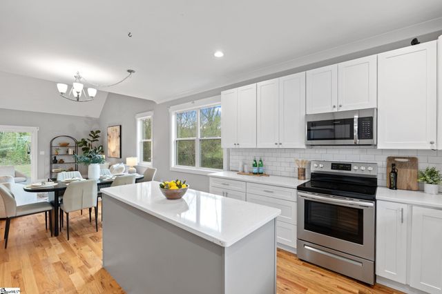 34 Seth Street, Greenville, SC 29605