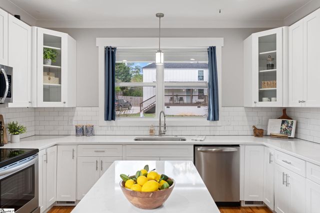 34 Seth Street, Greenville, SC 29605