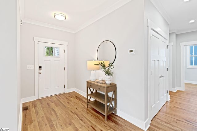 34 Seth Street, Greenville, SC 29605