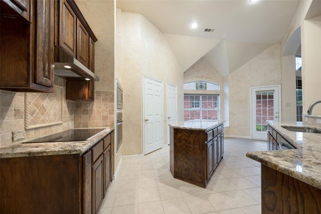 1660 Kimble Drive, Carrollton, TX 75010