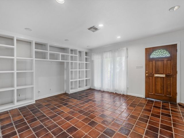 4910 Yarwell Drive, Houston, TX 77096
