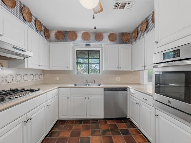 4910 Yarwell Drive, Houston, TX 77096