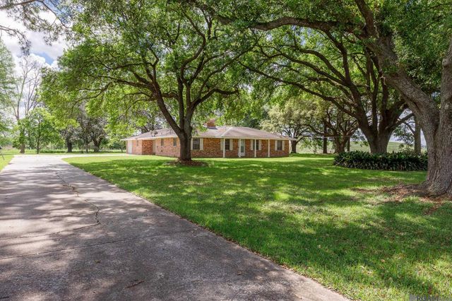 6010 Hwy 22, Sorrento, LA 70778