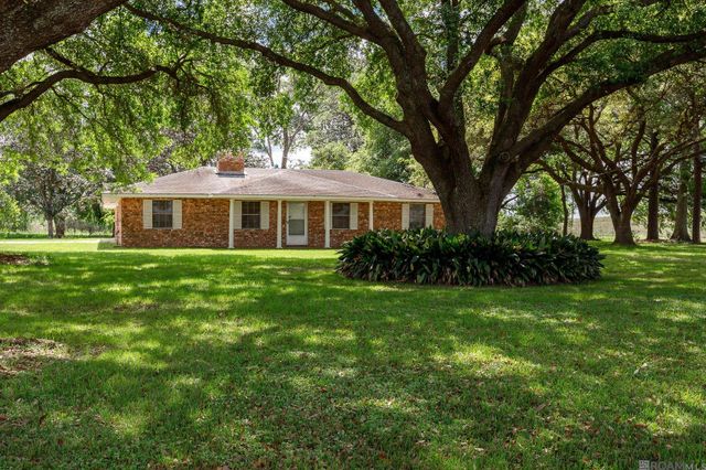 6010 Hwy 22, Sorrento, LA 70778