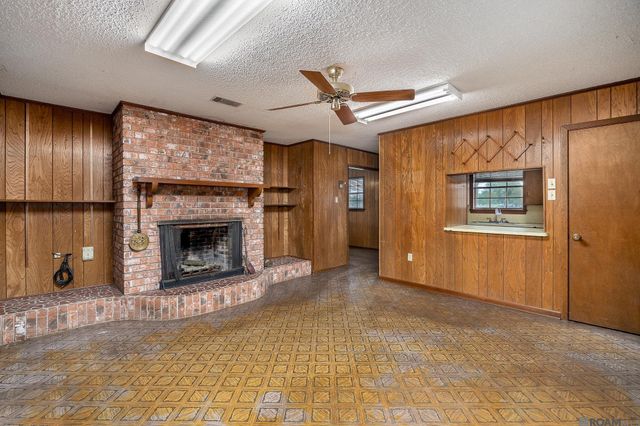 6010 Hwy 22, Sorrento, LA 70778