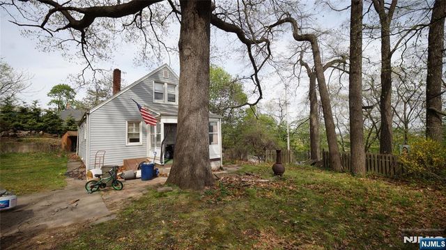 290 Central Avenue, Haledon, NJ 07508
