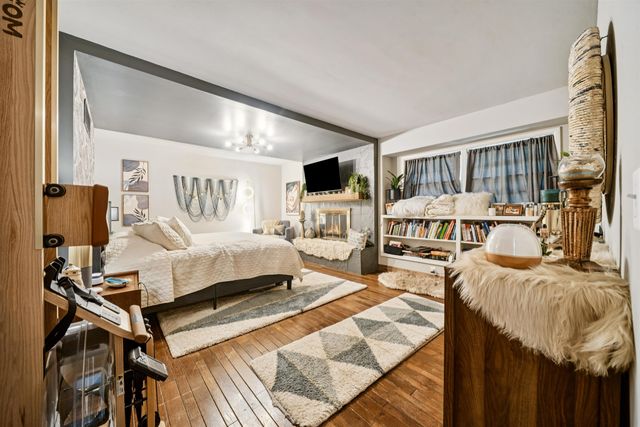 341 N Colonial Pl, Wichita, KS 67206