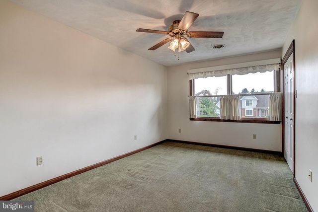 1765 CAMBRIDGE DR, State College, PA 16803