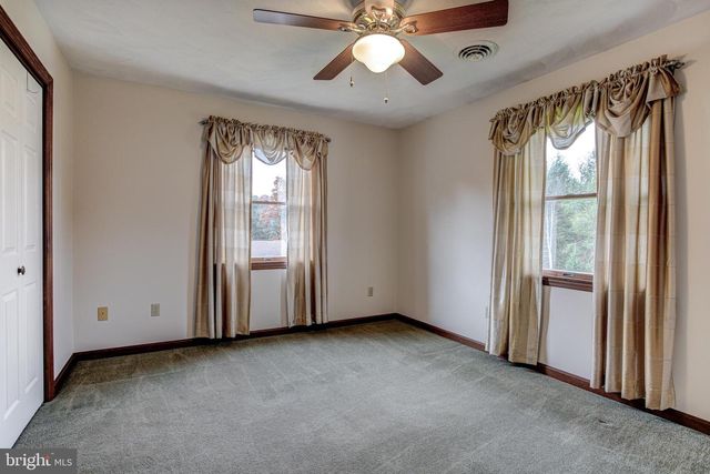 1765 CAMBRIDGE DR, State College, PA 16803