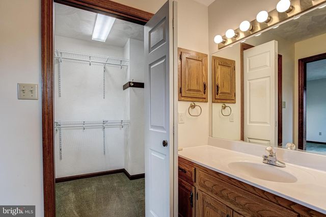 1765 CAMBRIDGE DR, State College, PA 16803