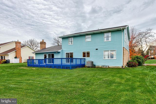 1765 CAMBRIDGE DR, State College, PA 16803