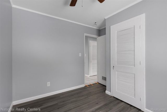 22160 Morton Street, Oak Park, MI 48237