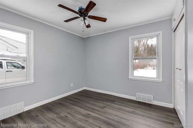 22160 Morton Street, Oak Park, MI 48237