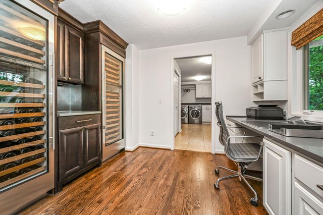 4541 Meadow Road, Edina, MN 55424