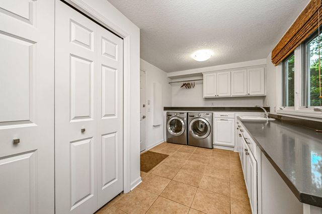 4541 Meadow Road, Edina, MN 55424