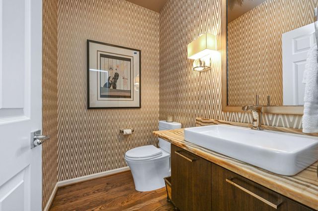4541 Meadow Road, Edina, MN 55424