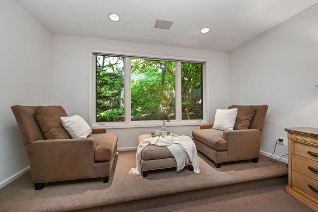 4541 Meadow Road, Edina, MN 55424