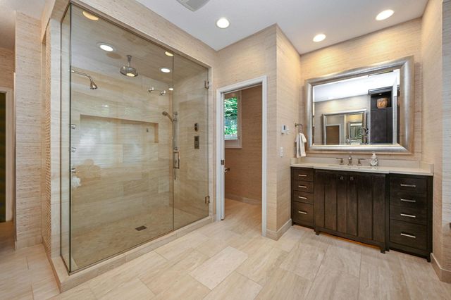 4541 Meadow Road, Edina, MN 55424