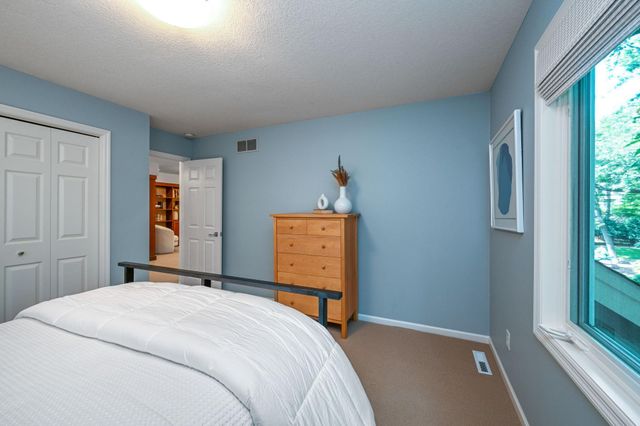 4541 Meadow Road, Edina, MN 55424