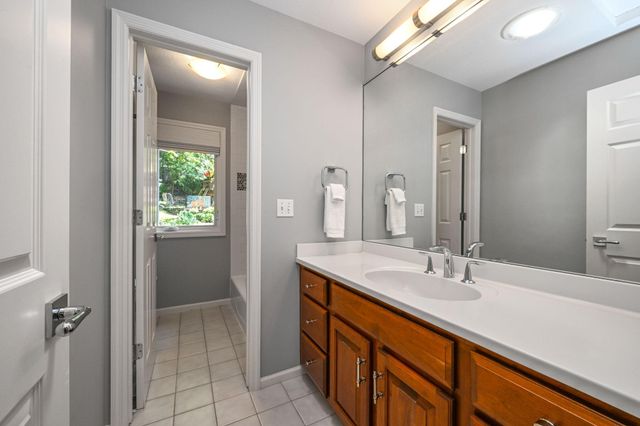4541 Meadow Road, Edina, MN 55424