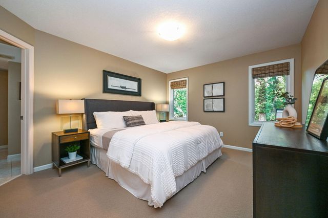 4541 Meadow Road, Edina, MN 55424