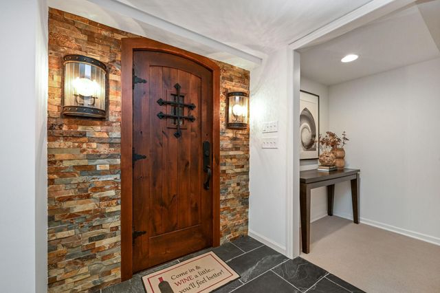 4541 Meadow Road, Edina, MN 55424