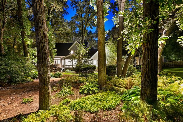 4541 Meadow Road, Edina, MN 55424