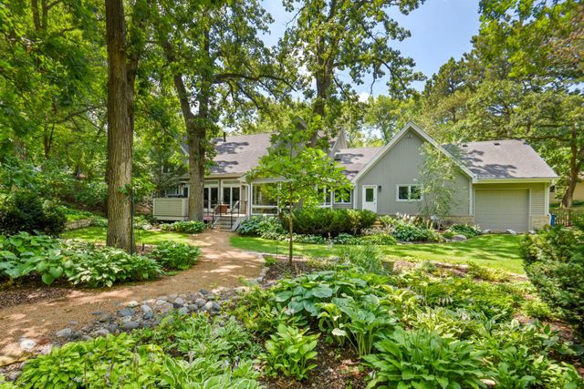 4541 Meadow Road, Edina, MN 55424