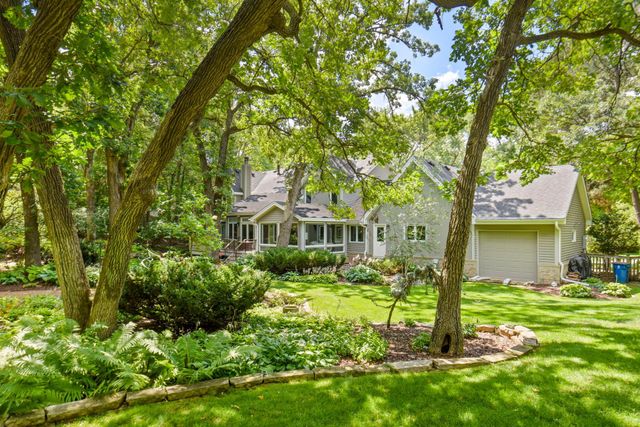 4541 Meadow Road, Edina, MN 55424