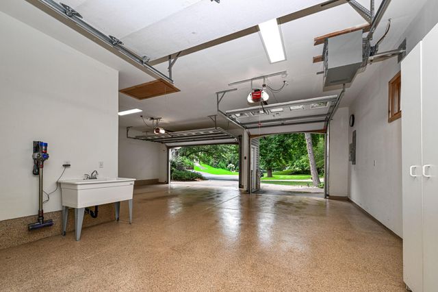 4541 Meadow Road, Edina, MN 55424