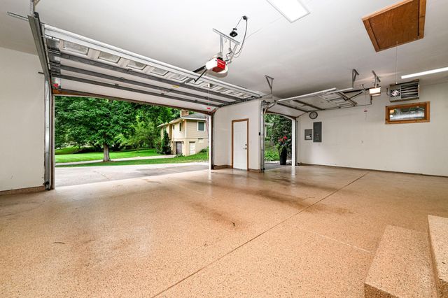 4541 Meadow Road, Edina, MN 55424