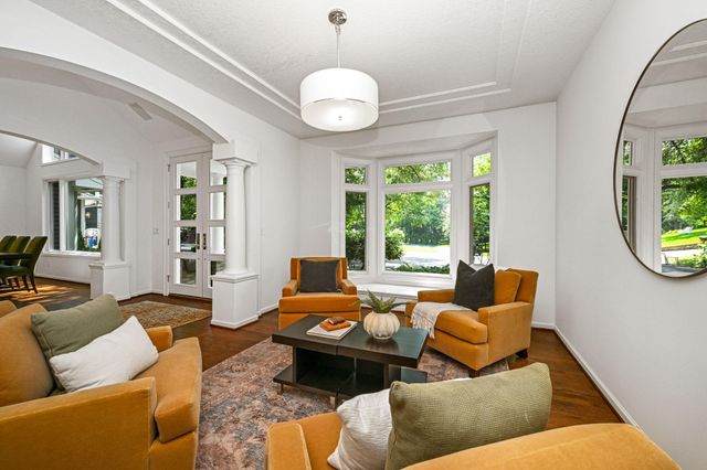 4541 Meadow Road, Edina, MN 55424