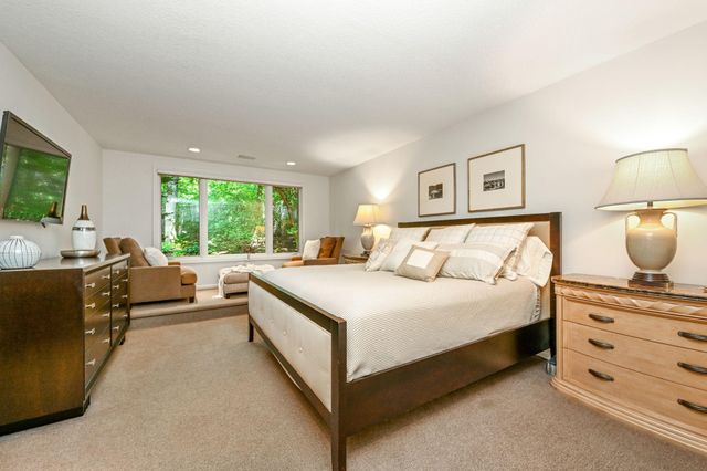 4541 Meadow Road, Edina, MN 55424