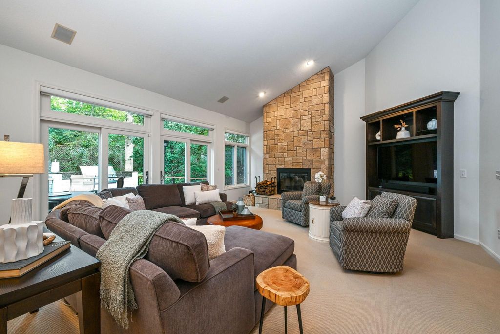 4541 Meadow Road, Edina, MN 55424 — photo 4