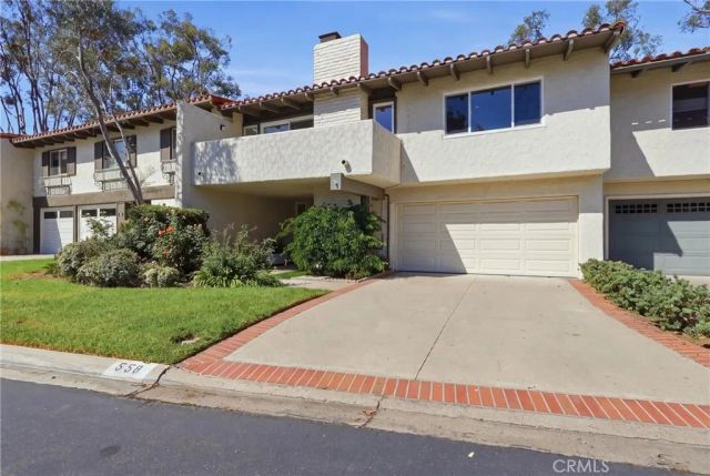 558 Vista Flora, Newport Beach, CA 92660